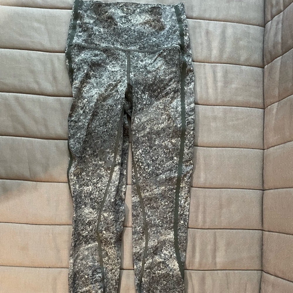 Lululemon Gray Leggings